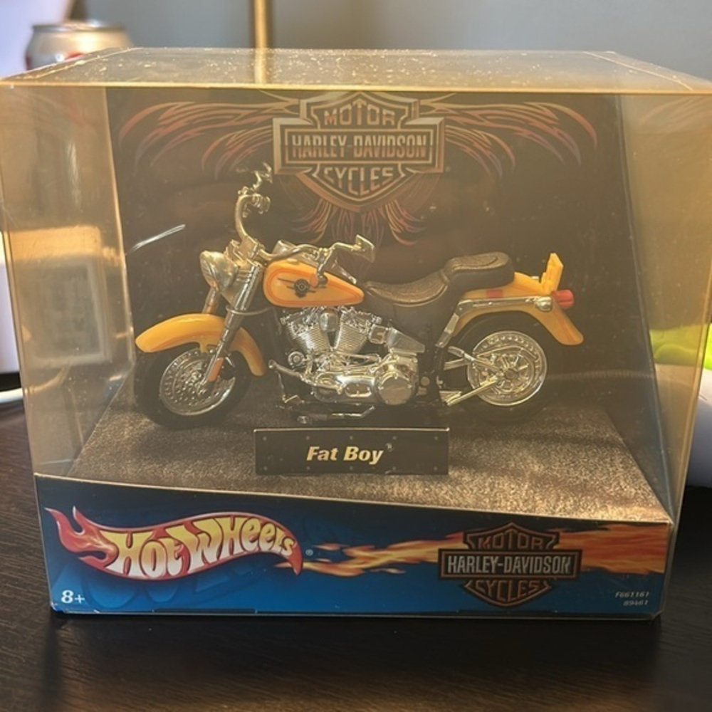 Harley Davidson Hot Wheels Die Cast Bike Fat Boy Motorcycle 2001 MATTEL